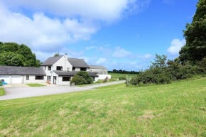  Tyddyn Crwn Country-House Apartments  Ллангед